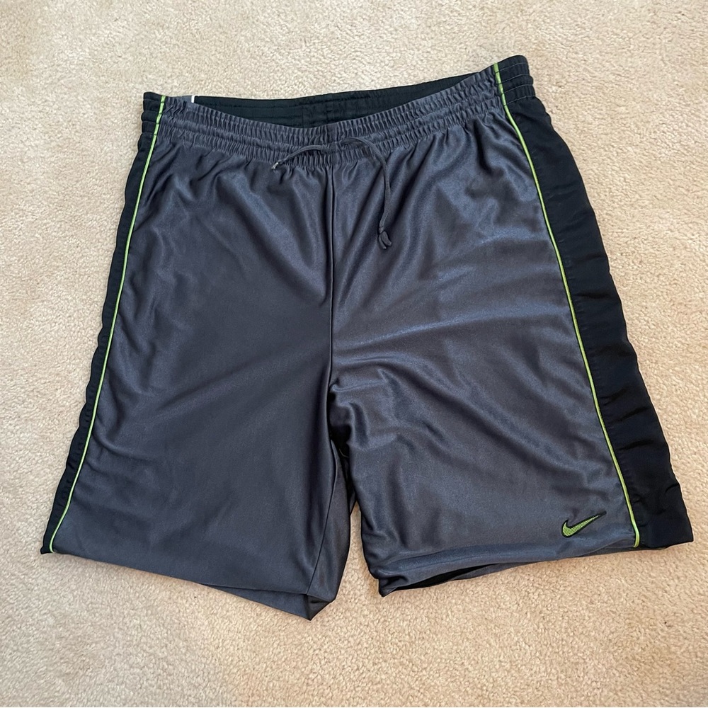 Nike Men’s -Size XL - Grey Green Athletic Shorts Basketball Sportswear